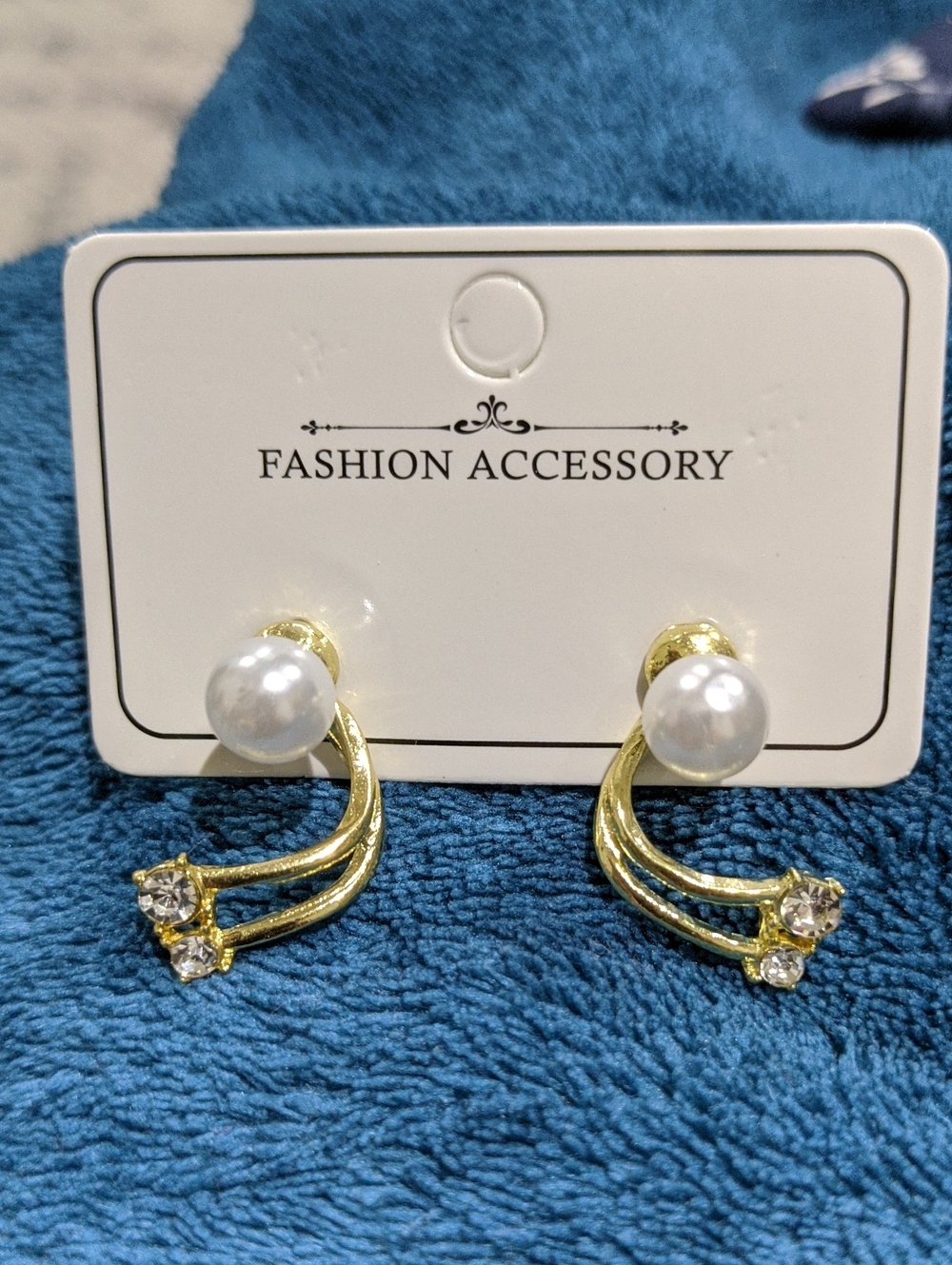 Gold Pearl & Crystal Stud Earrings